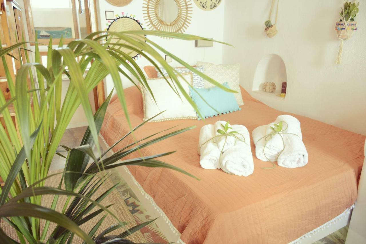 Bright & Relaxing Loft With Attic Room In The Heart Of Mykonos City Mykonos Town Exterior photo